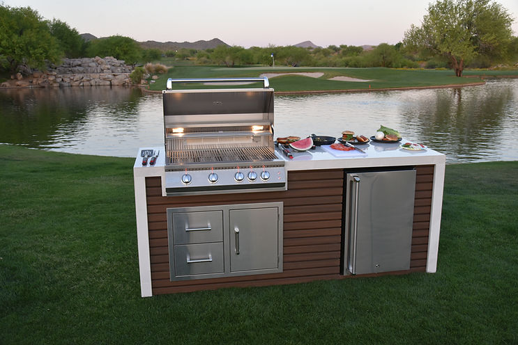 KoKoMo Grills Classic Shiplap Outdoor Kitchen KoKoMo Grill with Waterfall Edge