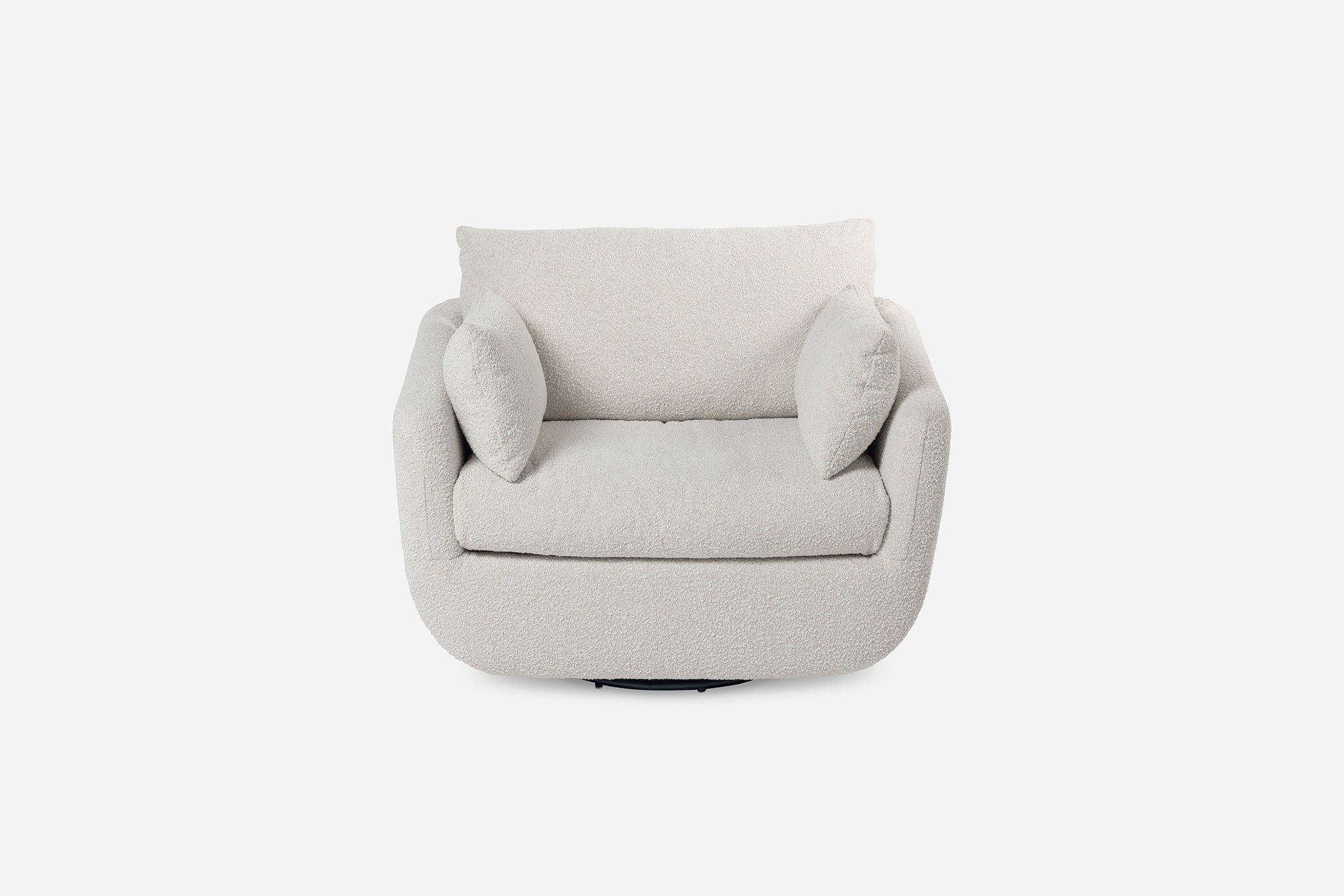 blue velvet | Front view of the Park swivel armchair in blue velvet