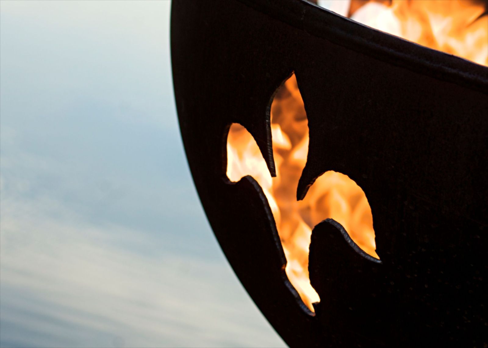 Fleur de Lis Fire Pit