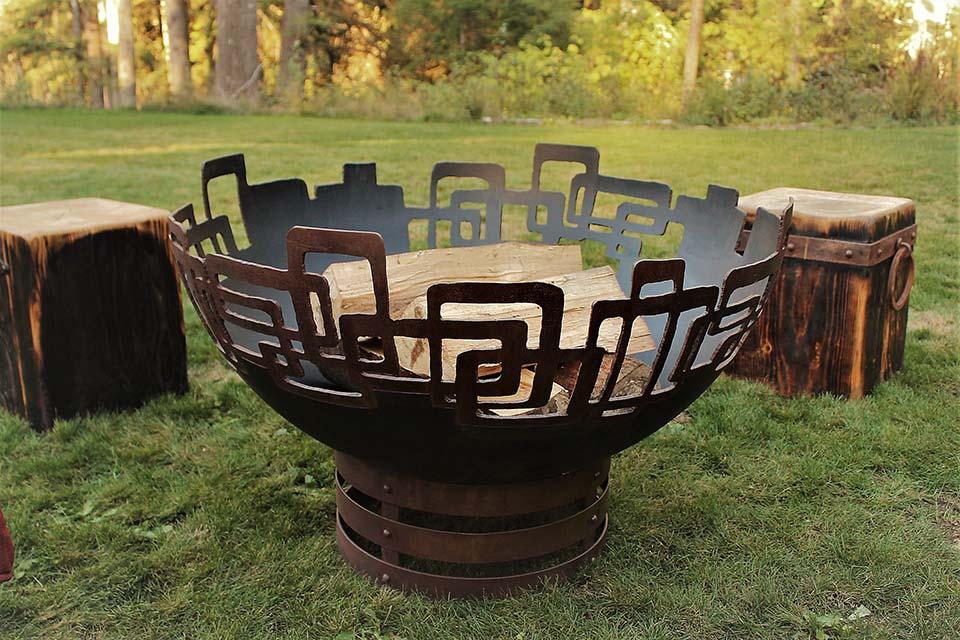 Prevailing Links Fire Pit