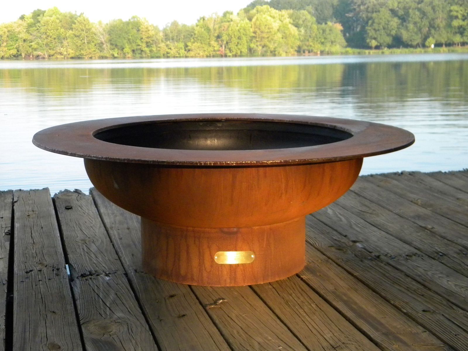 Saturn Fire Pit with Lid